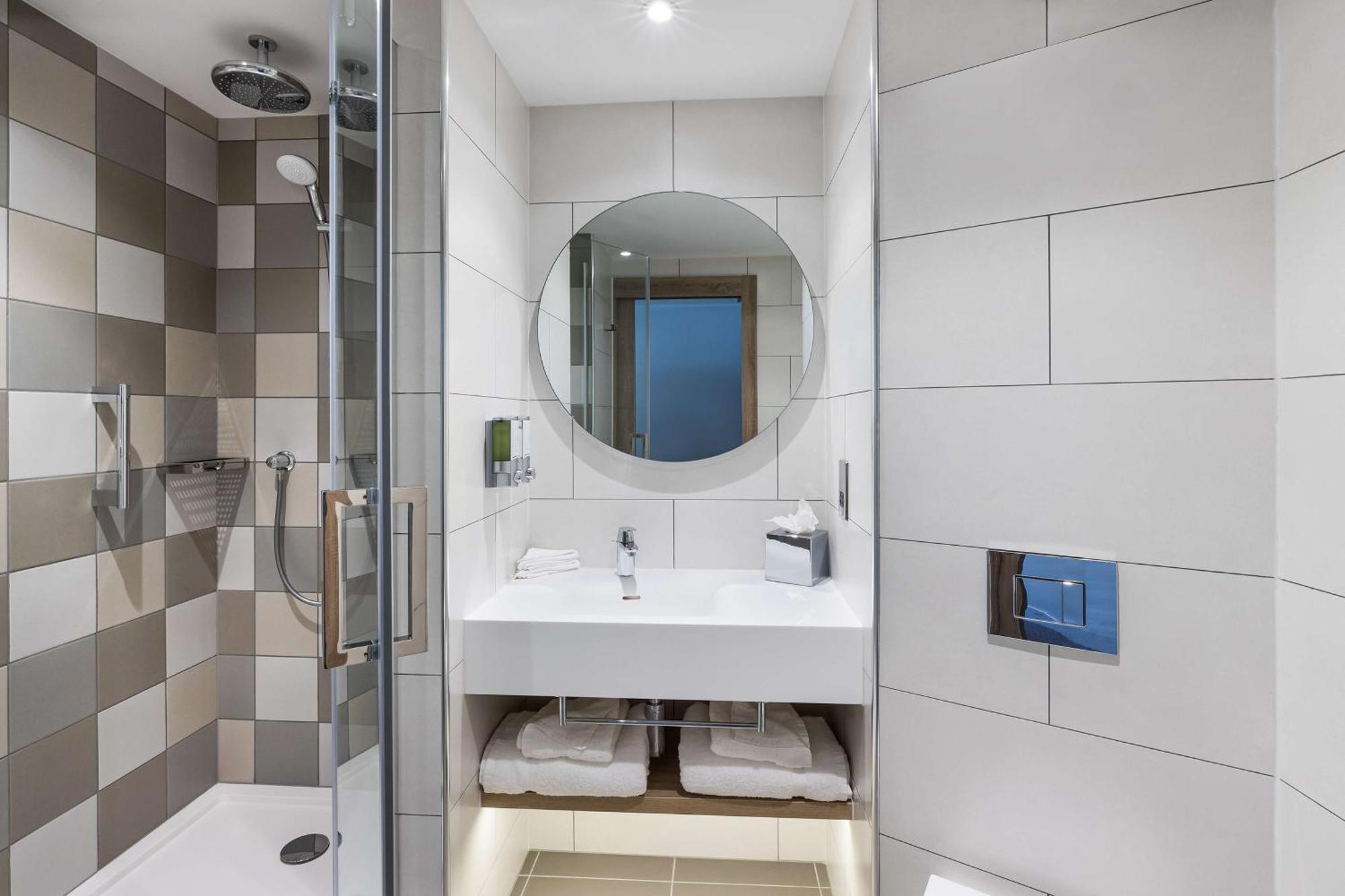 ホテル Hampton By Hilton トーキー エクステリア 写真