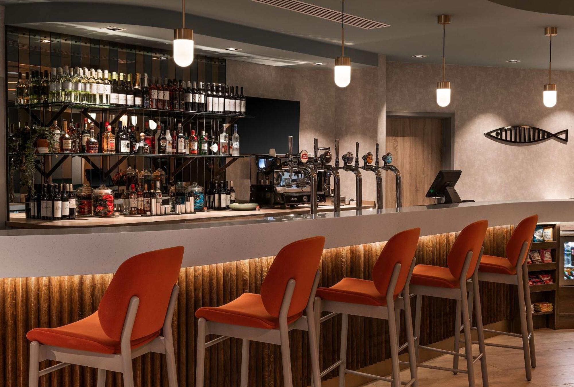 ホテル Hampton By Hilton トーキー エクステリア 写真