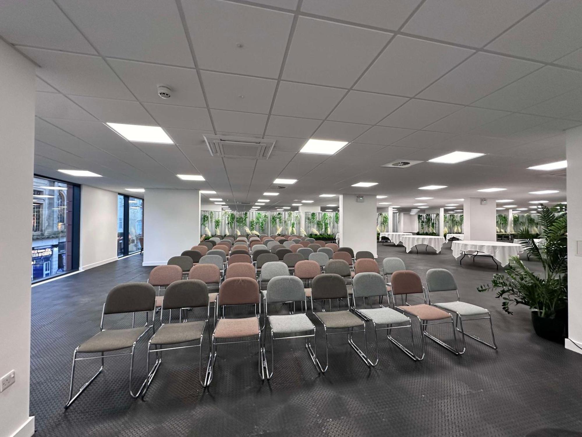 ホテル Hampton By Hilton トーキー エクステリア 写真